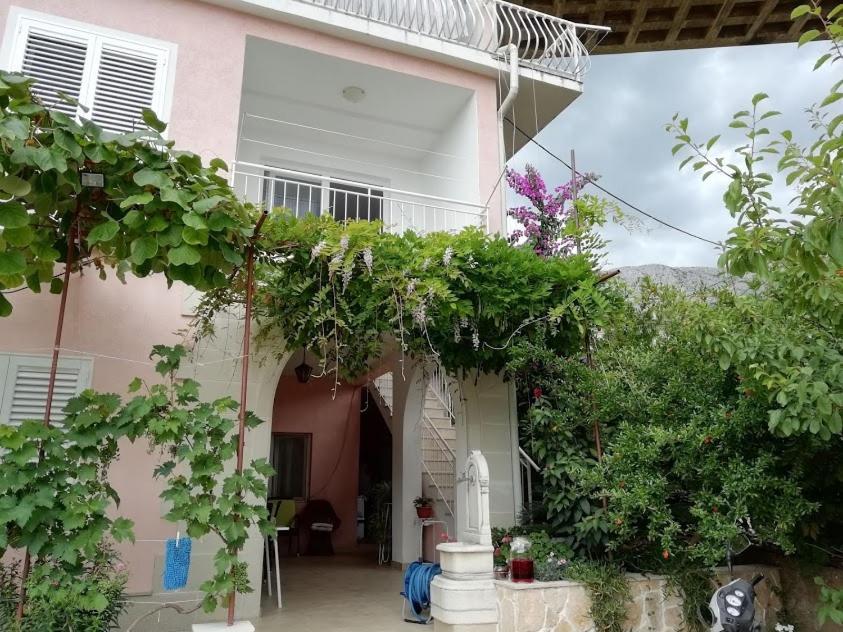 Apartmani Miki Podgora Buitenkant foto