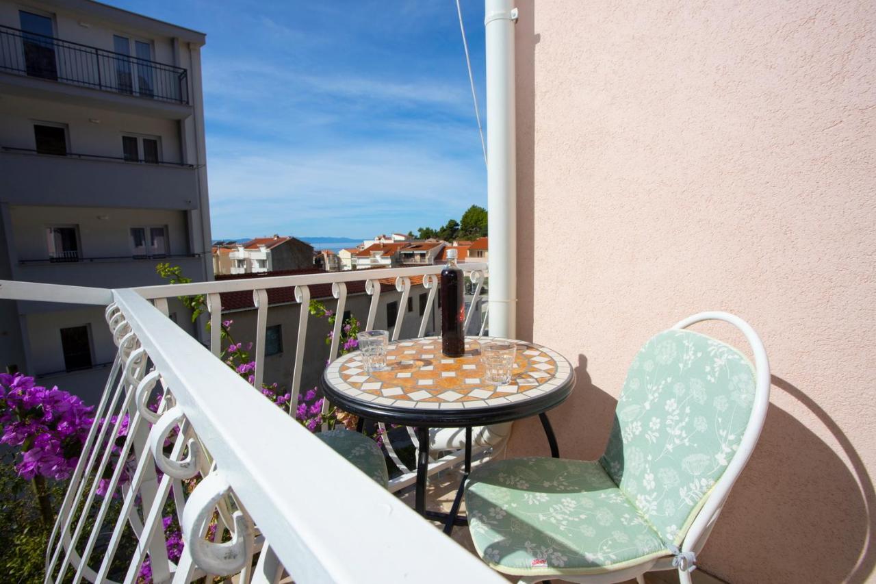 Apartmani Miki Podgora Buitenkant foto