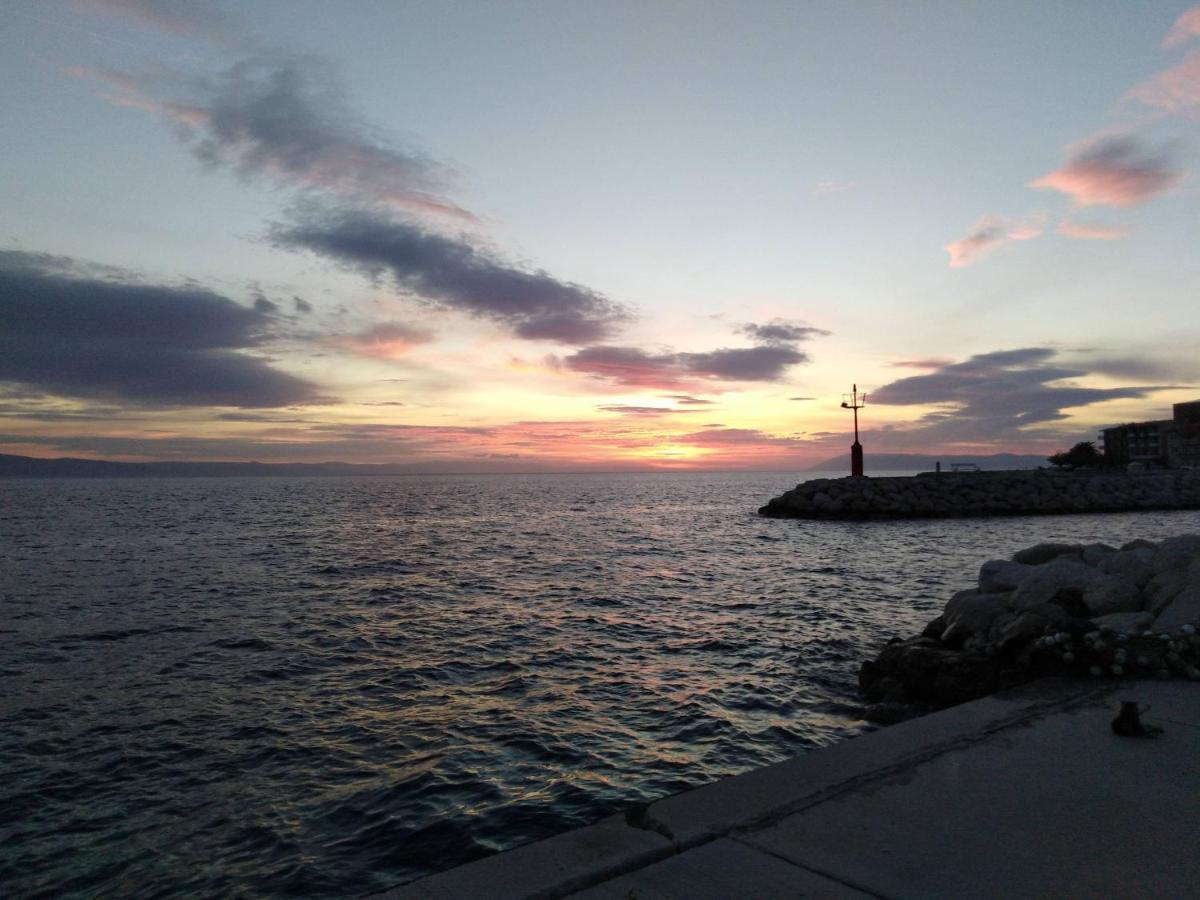 Apartmani Miki Podgora Buitenkant foto