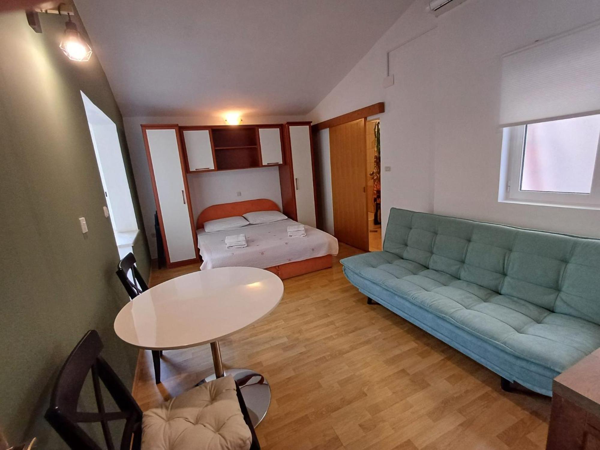 Apartmani Miki Podgora Buitenkant foto