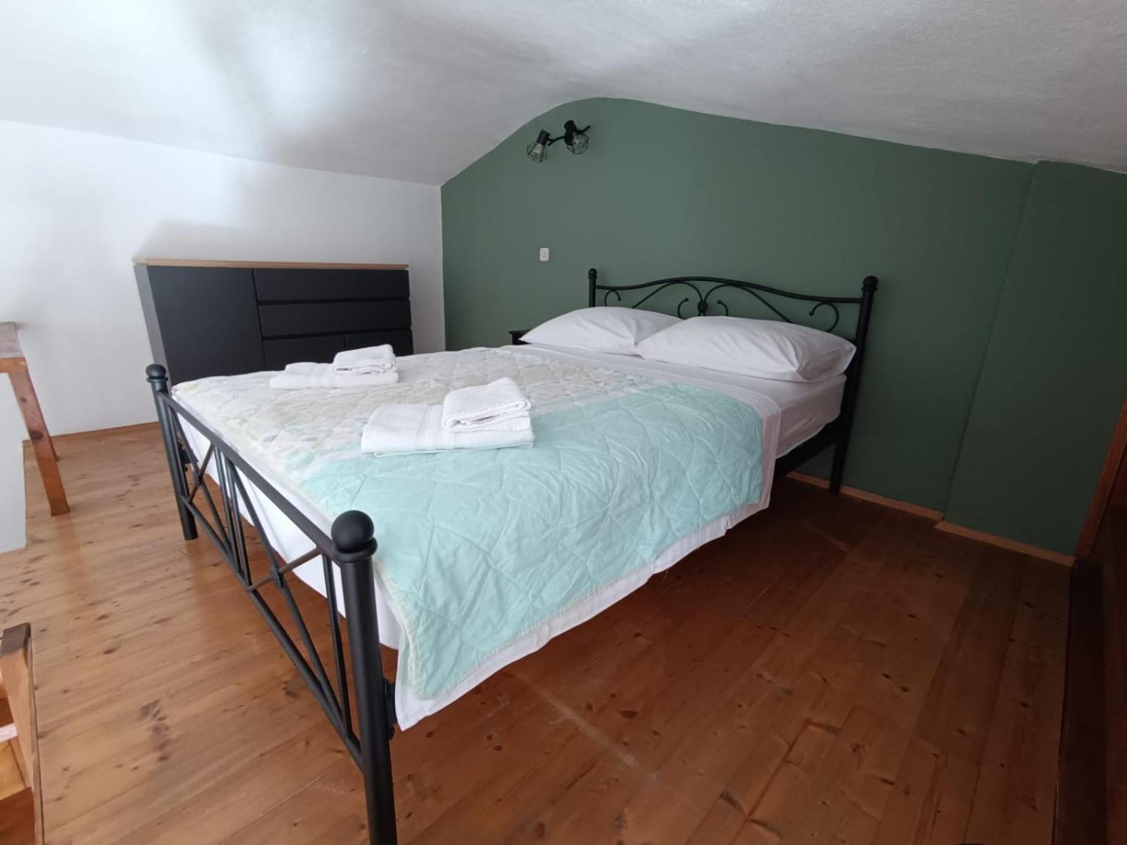 Apartmani Miki Podgora Buitenkant foto