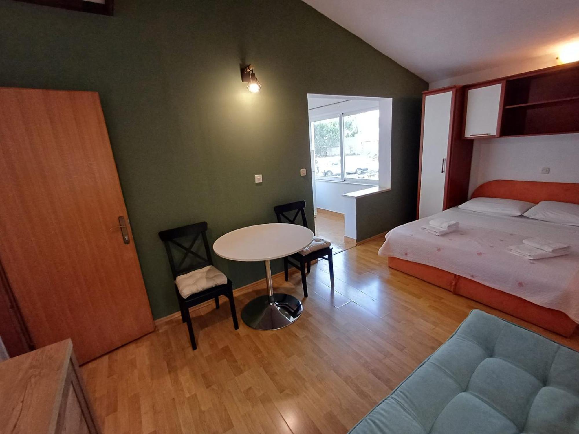 Apartmani Miki Podgora Buitenkant foto