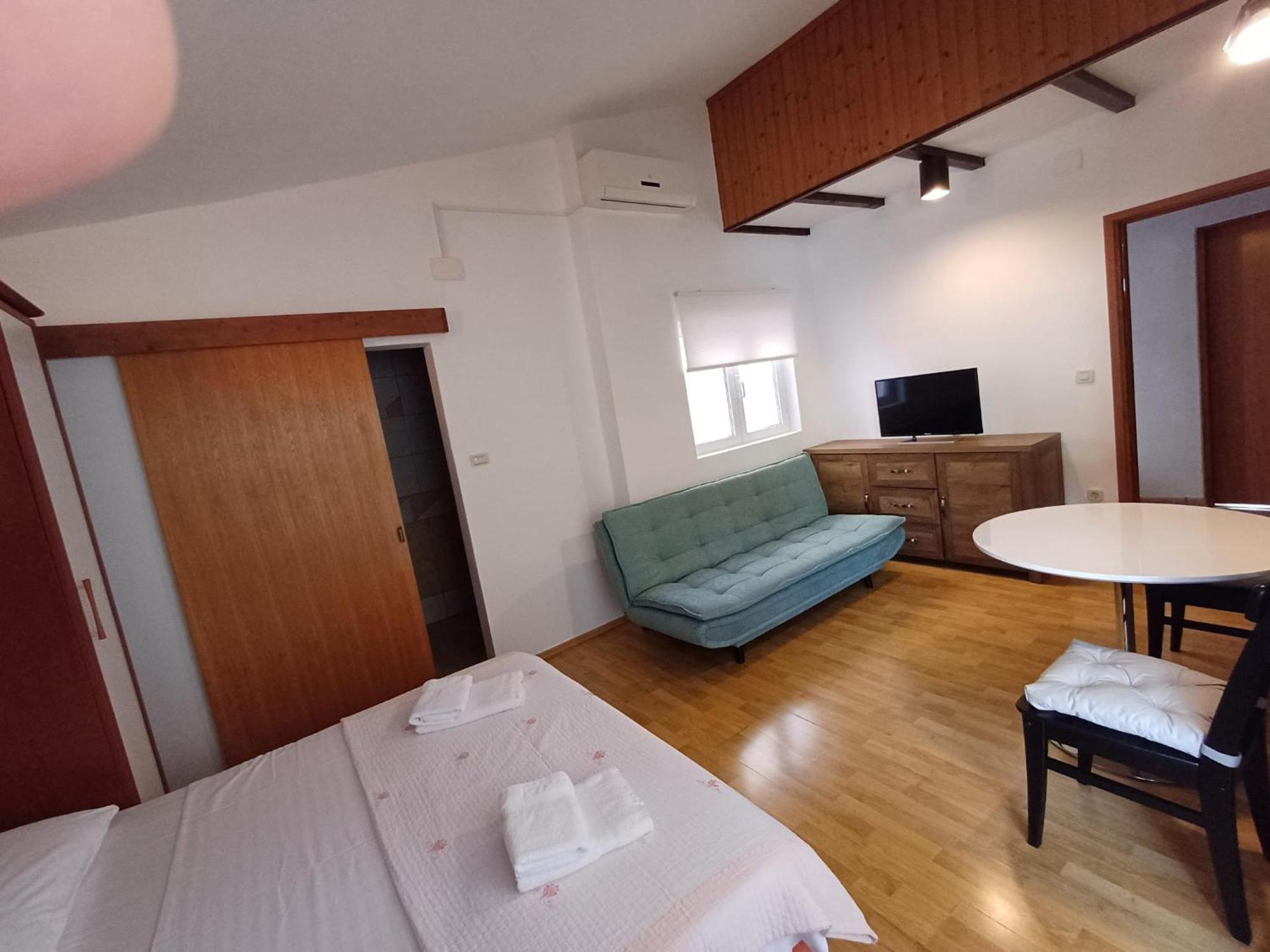 Apartmani Miki Podgora Buitenkant foto